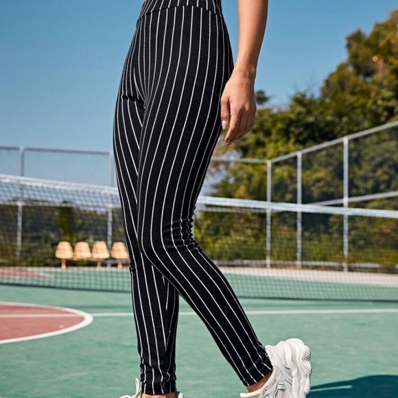 Goth High Waisted Pinstripe Leggings - Picture 4 of 6
